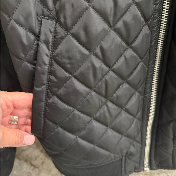 SOLD - Levi’s Quilted Bomber Jacket XL - Picture 4 of 9